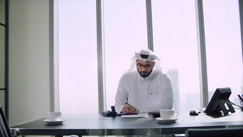 Portrait of a Qatari man. Stock Footage 129383166