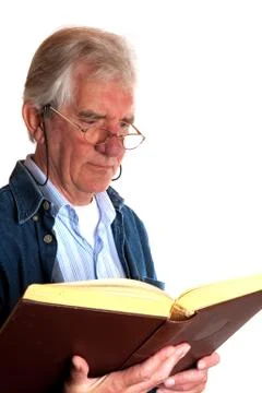 Portrait of a reading elderly man Foto stock