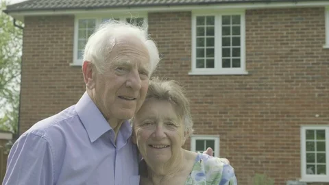 Portrait of an senior couple Video stock 89922898