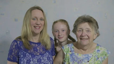 Portrait of three generations of the same family Video stock 90104951