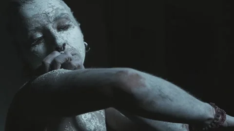 Portrait of a witch. Vídeos de archivo 132803300