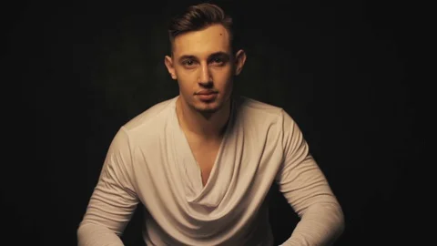 Portrait of a young guy Vídeo Stock 100137498