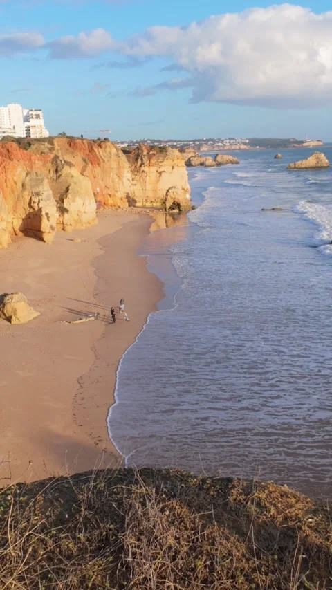 Portugal's Algarve: Dramatic cliffs, golden sunset. Stock-Footage 301647213