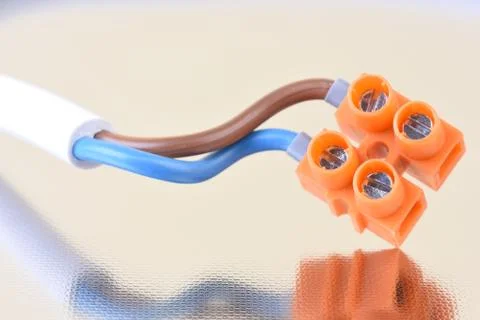 Position Terminal Block with Electrical Cable Stock-Fotos