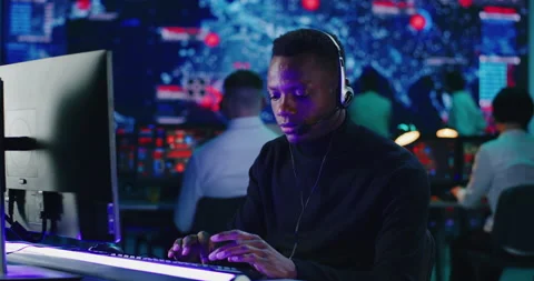 Positive black programmer looking at camera Stock-Footage 148241873