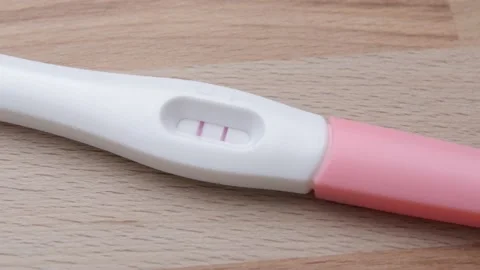 Positive Pregnancy Test Video stock 201274633