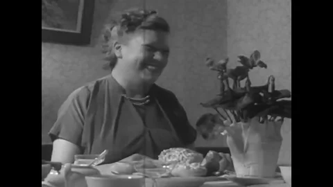 Post World War 2 German children recite a prayer of good will before bed 動画素材 92931823