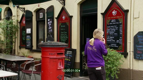 Postbox at the Angry Friar Pub,  Vidéo 28835647