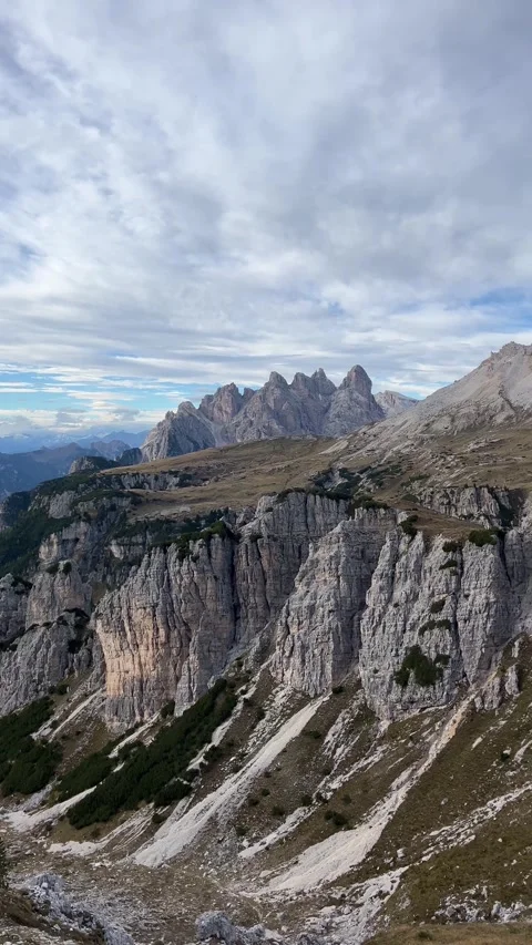Post‑Sunset View of Dolomite Mountain Ridges Near Tre Cime – Vertical 4K Stock Footage 331078671