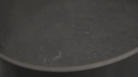 Pot of boiling water in slomo Stock-Footage 249687614