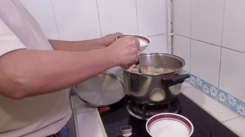 A pot of food Stock Footage 264016707