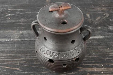 Pot to store garlic Stock Photos