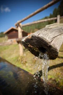 Potable water source in alpine enviroment Foto stock