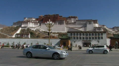 Potala in Lhasa, Tibet Stock Footage 96142