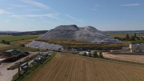 Potash Mine Salt Mountain Above Processing Plant Aerial Vídeo Stock 342861066