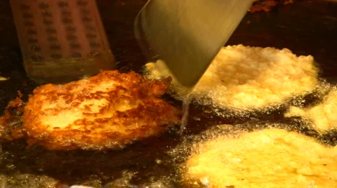 Potato fritter Video stock 4179110