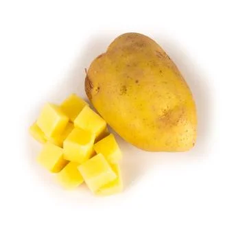 Potato isolated on white background slice cube fresh Foto stock