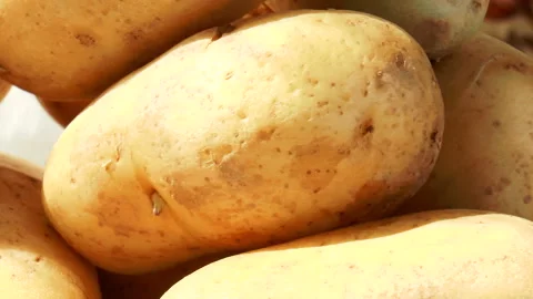 Potato pile rotating Stock Footage 90774954
