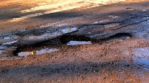 Pothole Double Hole Wet Slow Vidéo 36806705