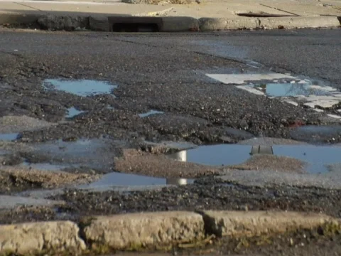 Potholes 01 Vídeo Stock 323087