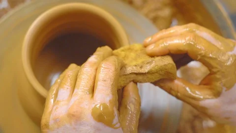 Potter makes a jug Stock Footage 95885227