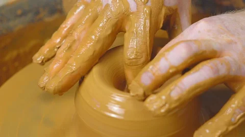 Potter makes a jug Video stock 102649092