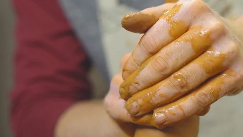 Potter makes a jug Stock Footage 115173848