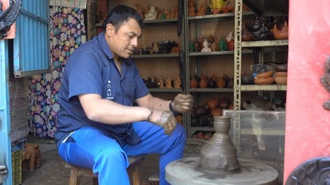 Potter making a Dish Stock Footage 92470815