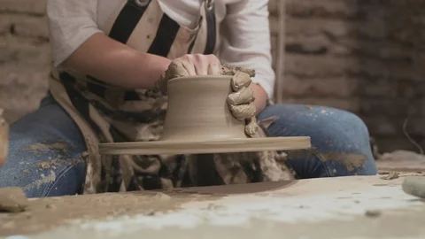 Potter's hands Stock Footage 105138522