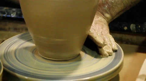 Pottery demonstration Stock-Footage 913714
