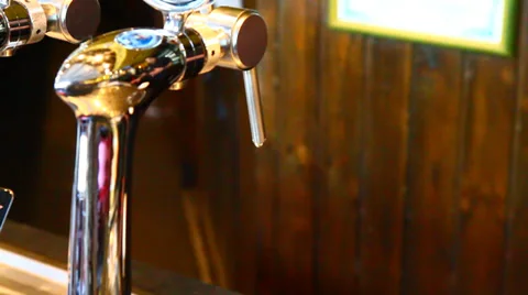 Pour beer in bar Stock Footage 38716953