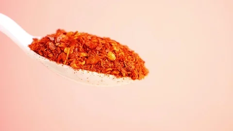Pouring chili powder Video stock 112240904