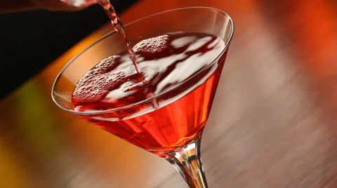 Pouring a Cosmopolitan Video stock 2975052