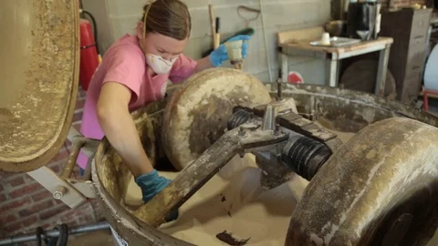 Pouring Video stock 104970478