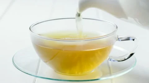 Pouring Herbal Tea Vidéo 10830884