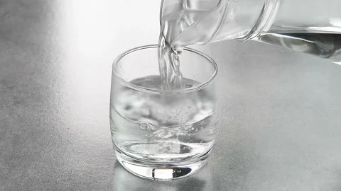 Pouring hot water 動画素材 220710391