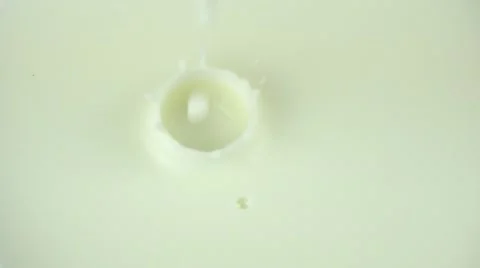 Pouring Milk 스톡 동영상 46938336