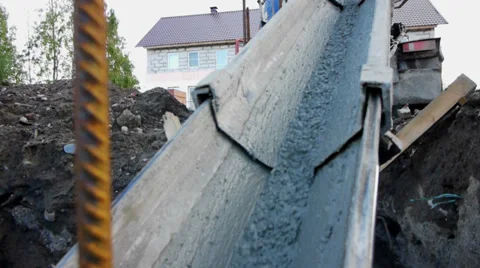 Pouring process on construction site at summer day Video stock 32813936