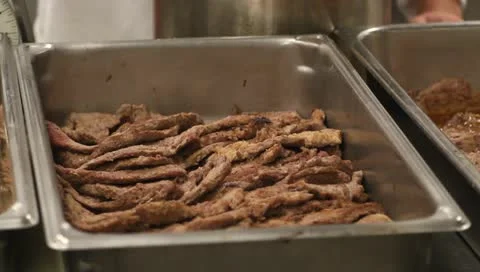Pouring sauce on meat Video stock 10682503