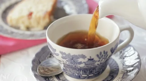 Pouring Tea Vidéo 10802692