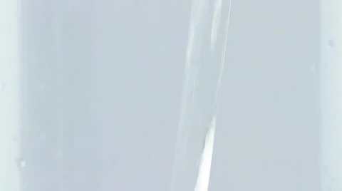 Pouring water Stock-Footage 24604596
