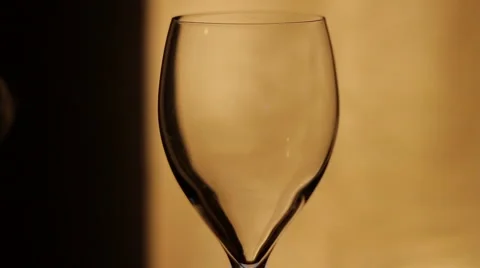 Pouring wine Video stock 916877