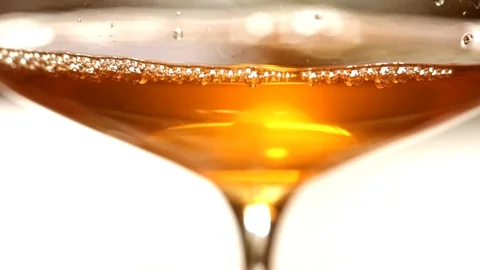 Pouring wine Video stock 102568629