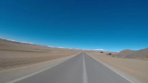 POV Camera car driving on mountain road seamless loop motion blure 스톡 동영상 128648948