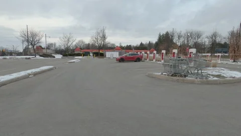 POV Closed retail stores during COVID 19 coronavirus pandemic lockdown Vídeo Stock 146451779
