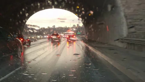 POV driving in heavy rush hour highway traffic in the rain 스톡 동영상 150393510
