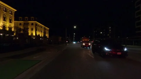 POV driving plate reverse rear view show on a very dark night on the streets Видео 153328790