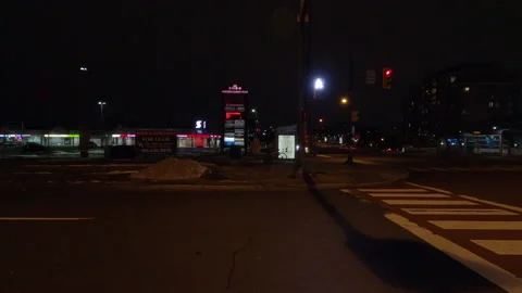 POV driving plate side view on dark city streets at night Vídeo Stock 149734890