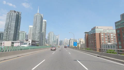 POV driving plate into Toronto downtown skyline office buildings and condos 库存影片 154419087