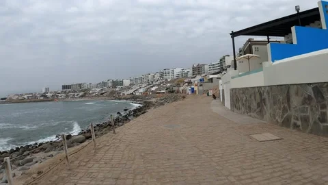 Pov first person view running on the beach 库存影片 195129491